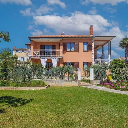 Elvi By Interhome * Umag