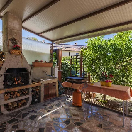 Daire Elvi By Interhome Umag